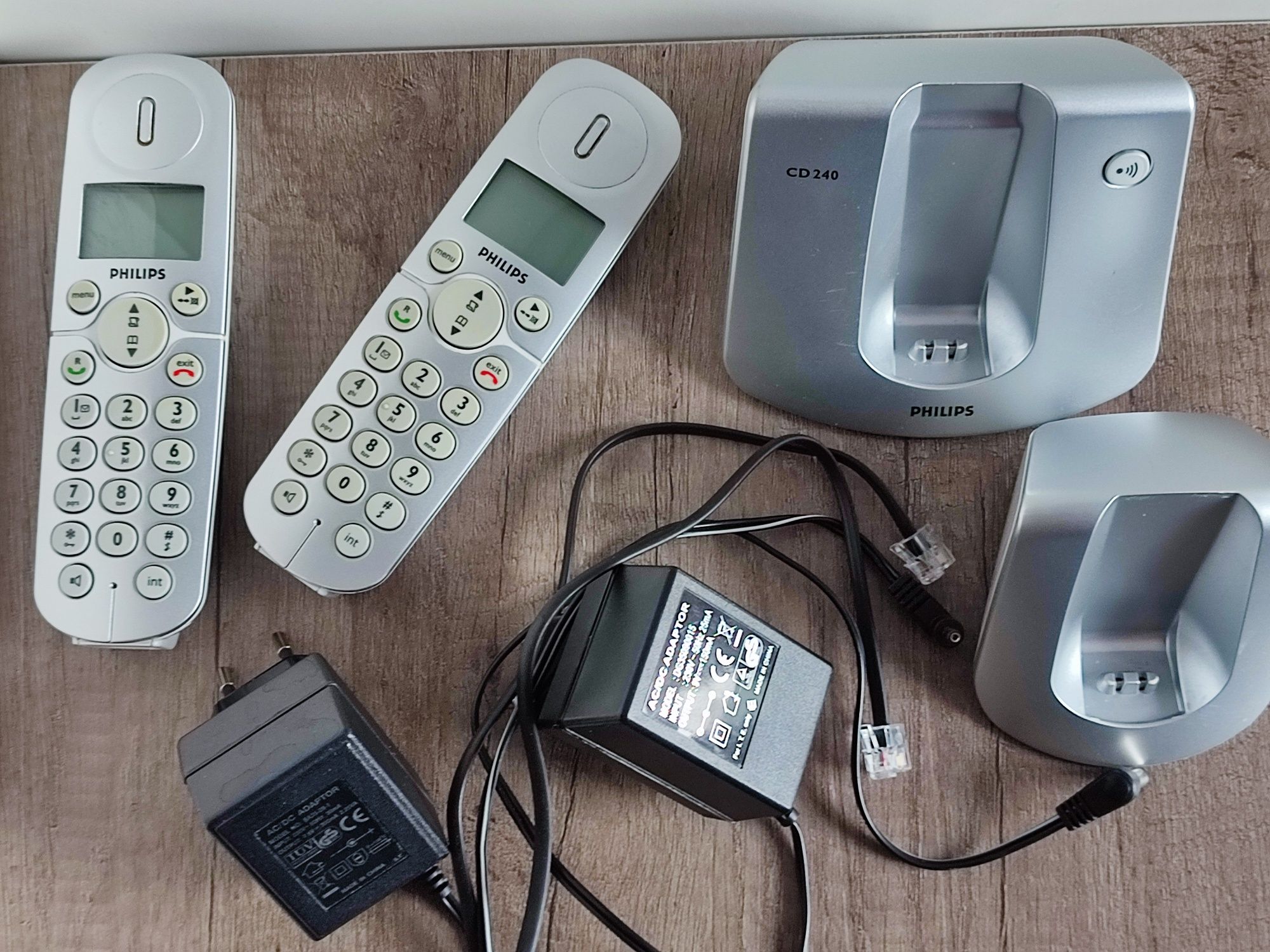Telefon bezprzewodowy Philips CD240 Duo
