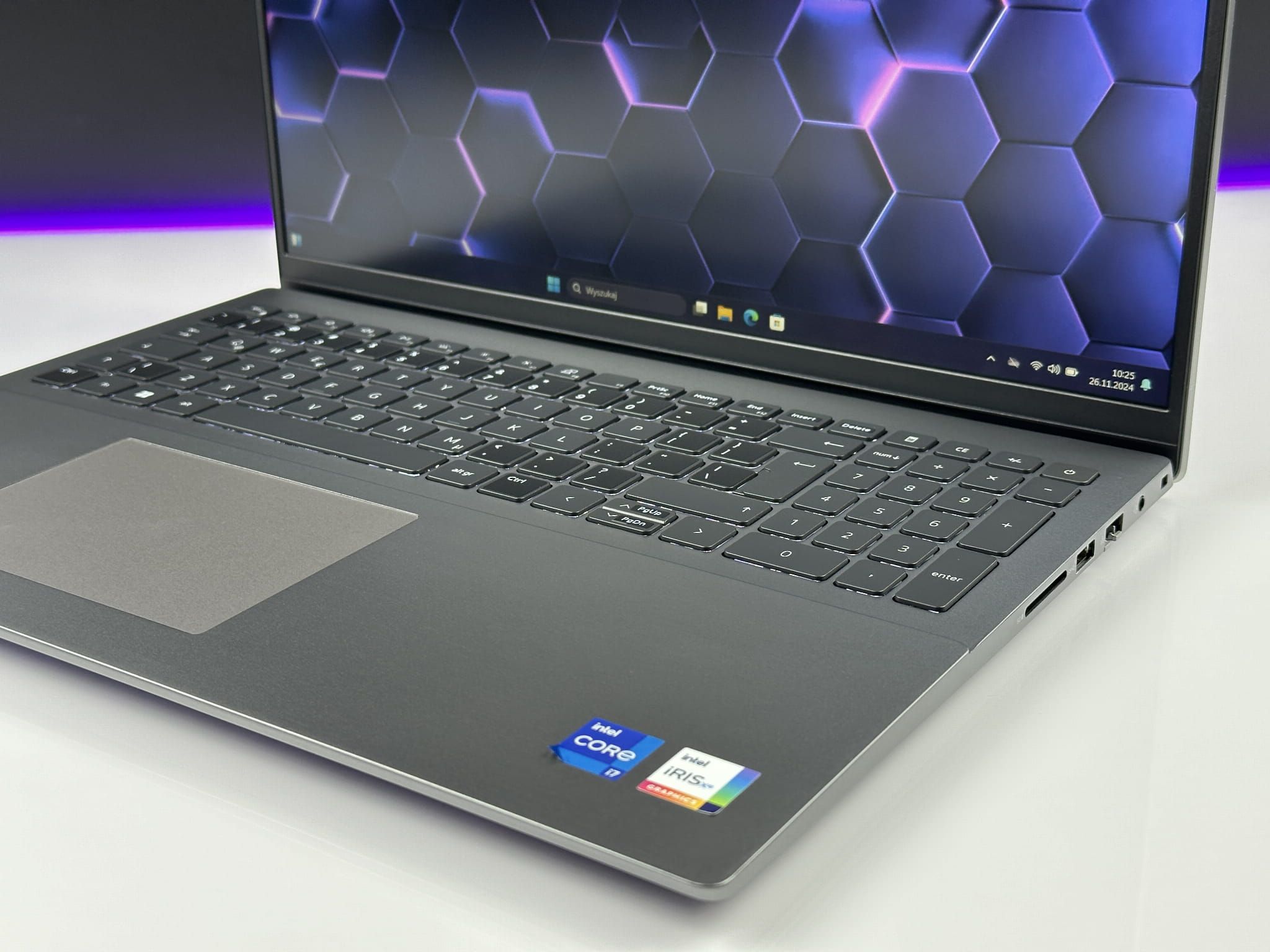 Laptop DELL Vostro 5620 | i7-1260P / FHD+ / 32GB RAM / 512GB SSD