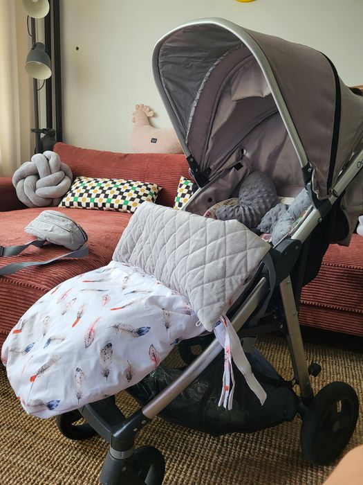 Wózek spacerowy Oyster Zero z akcesoriami szary lekki, dla dziewczynki