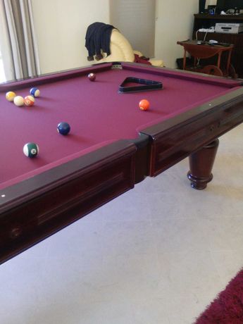 Mesa de Snooker/ bilhar Modelo Lisboa  com montagem incluída.
