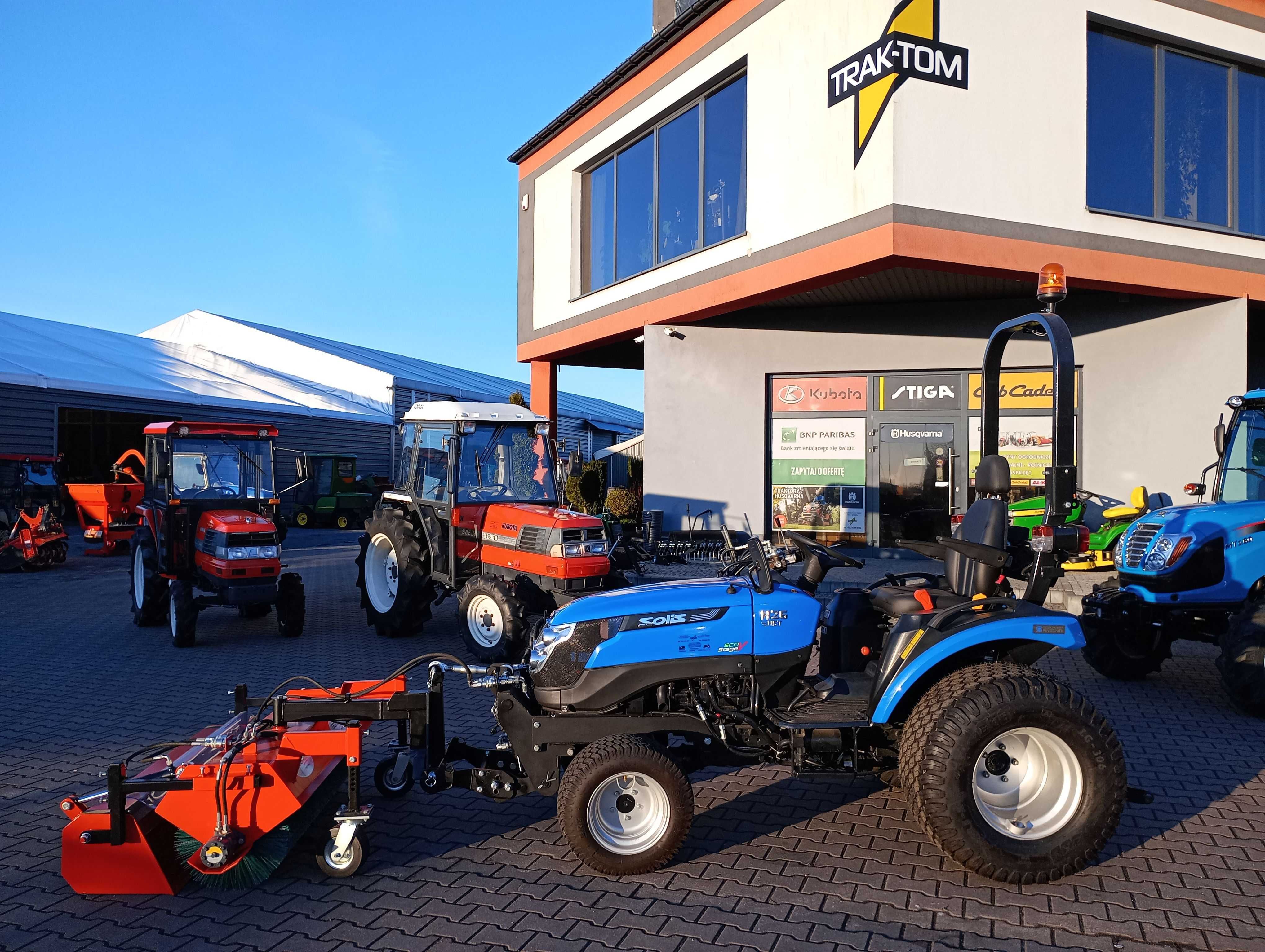 Traktor ciągnik Solis 26 HST Hydrostat 4x4 opony trawiaste zamiatarka