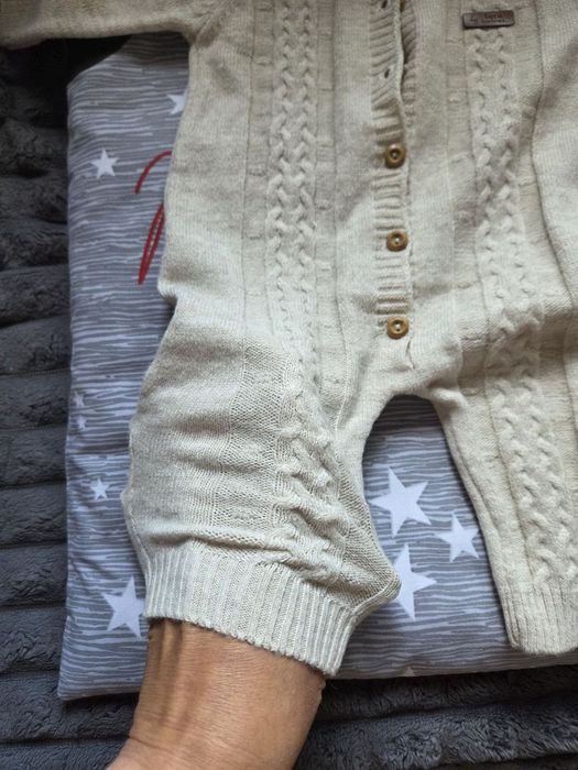 Вязаный комбинезон Lara babies 0-6 мес