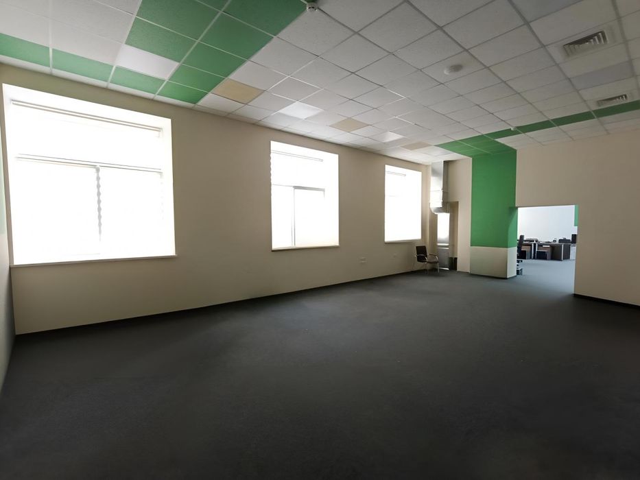 Аренда помещения: офис 400 м2, до метро 6 минут