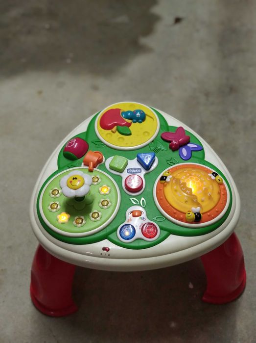 Mesa das palavras Chicco