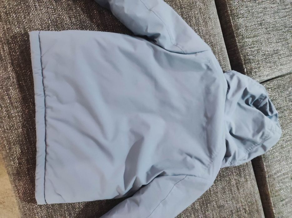 Casaco capucho tamanho 8 anos