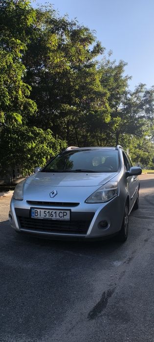 Продам авто Reno clio 3 2011