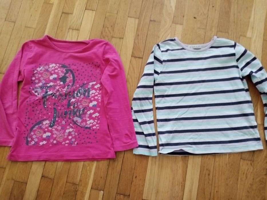 Літній одяг для дівчинки 110 - 116 см.