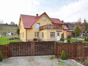 Noclegi Bieszczady.Apartament 10-osobowy.