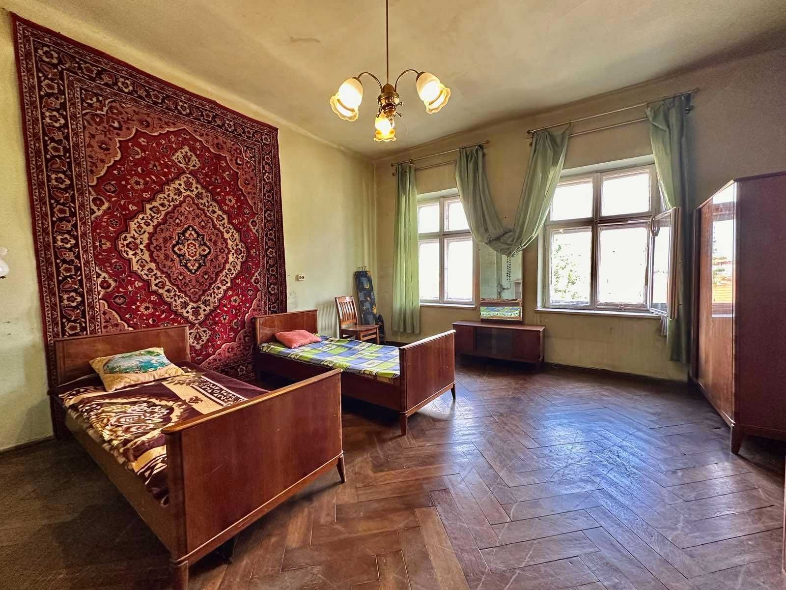 Продаж 2 кім квартири по вул. Винниченка (центр міста). БЕЗ КОМІСІЇ.