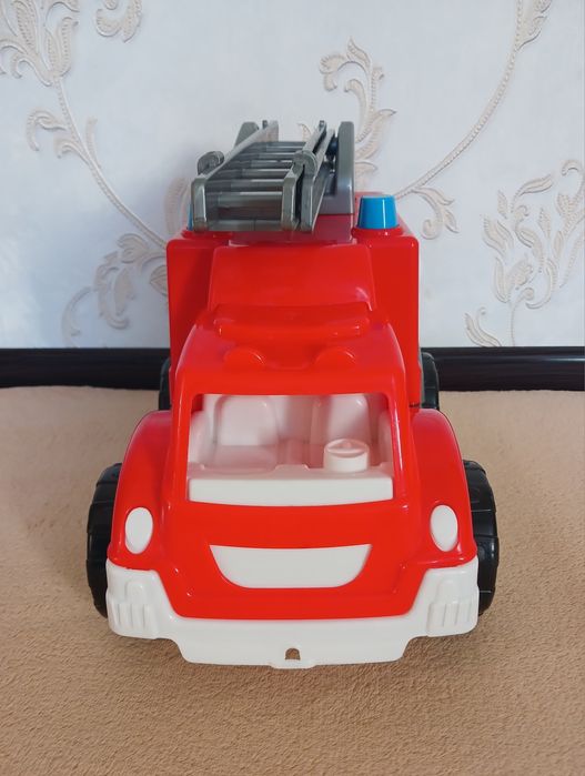 Велика пожежна машинка