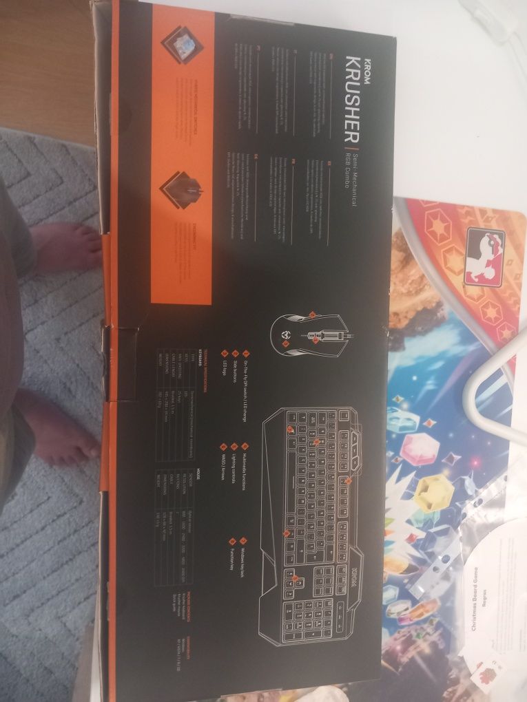 Teclado Krom Krusher