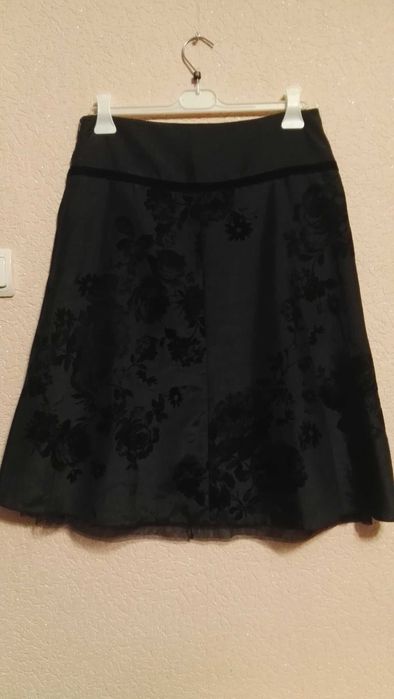 Юбка миди черная нарядная женская,размер евро 12(40) 46-48размер Next