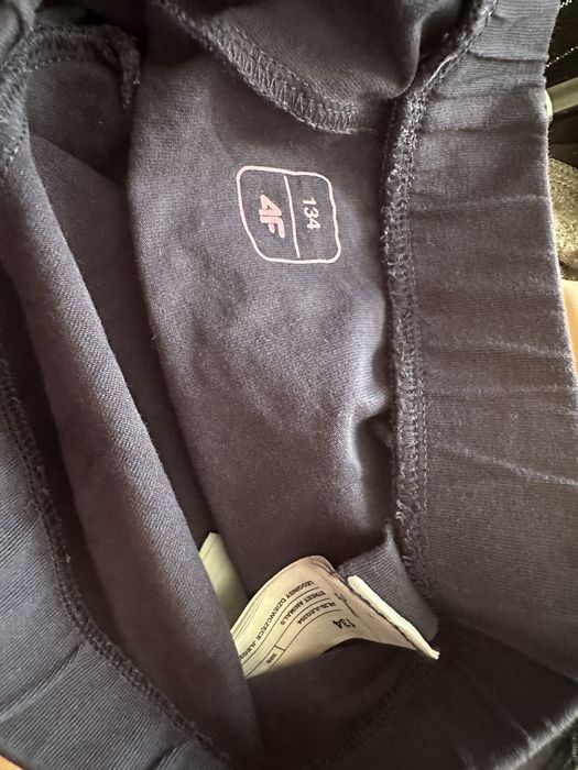 Granatowe Legginsy getry rozmiar 134 4F