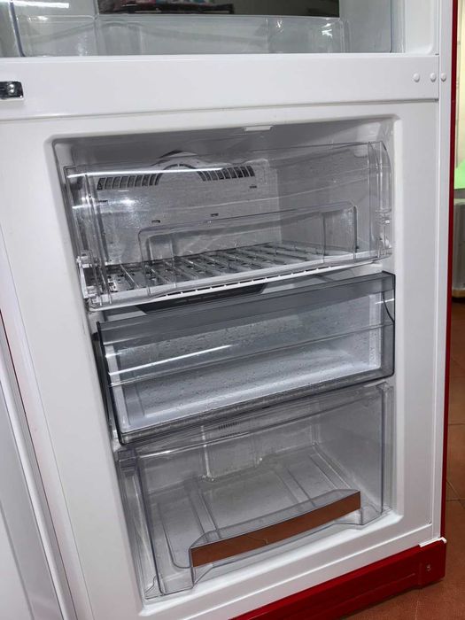 Холодильник, двухкамерный, Итальянский