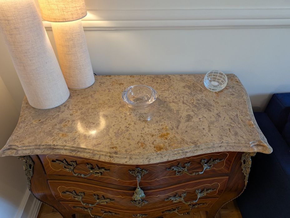 Cómoda Estilo Luís XV