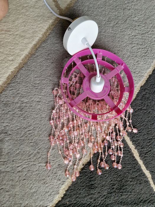 Żyrandol korale kryształ różowe do pokoju dziewczynki.