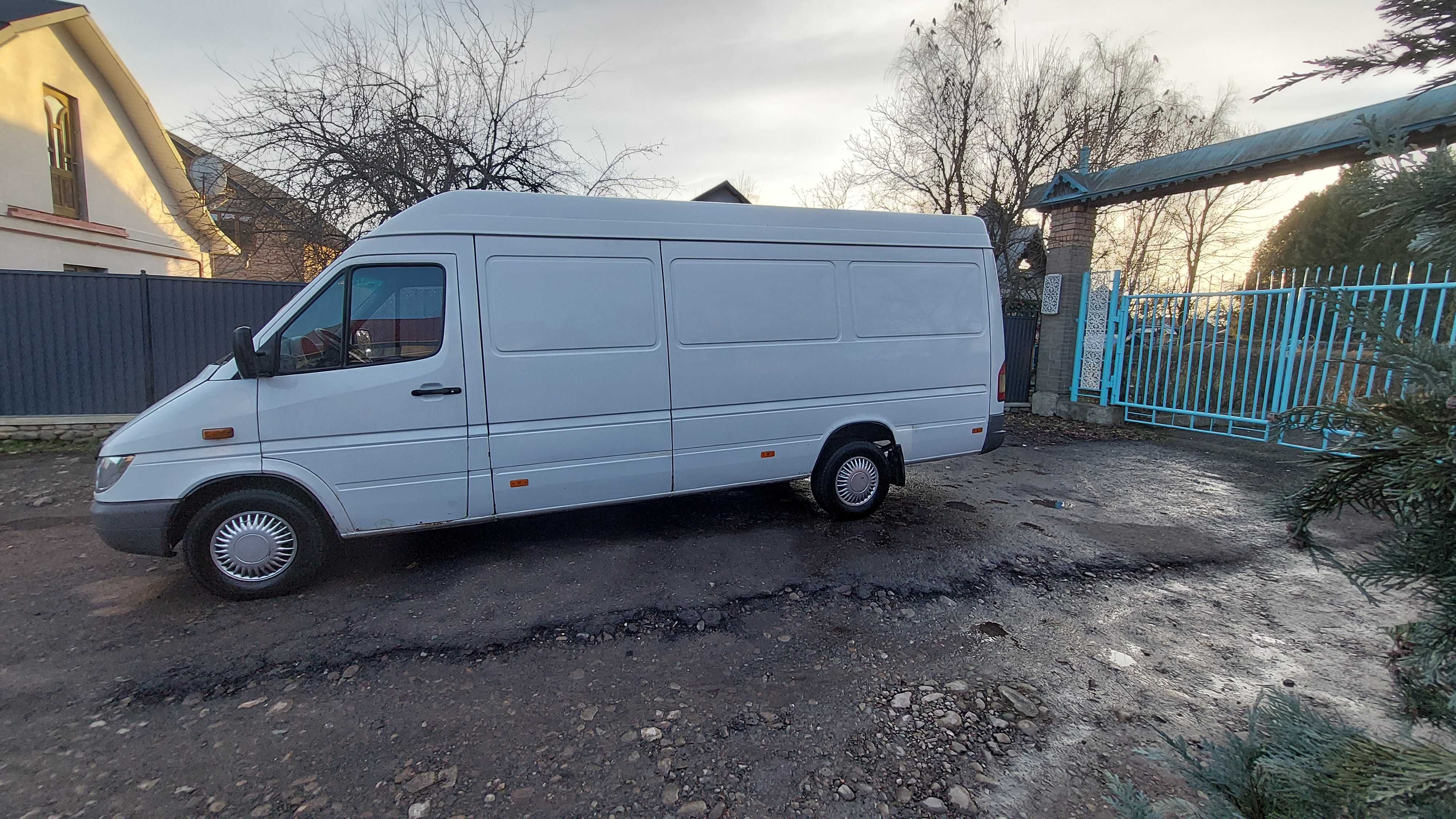 Mercedes-Benz Sprinter 2005