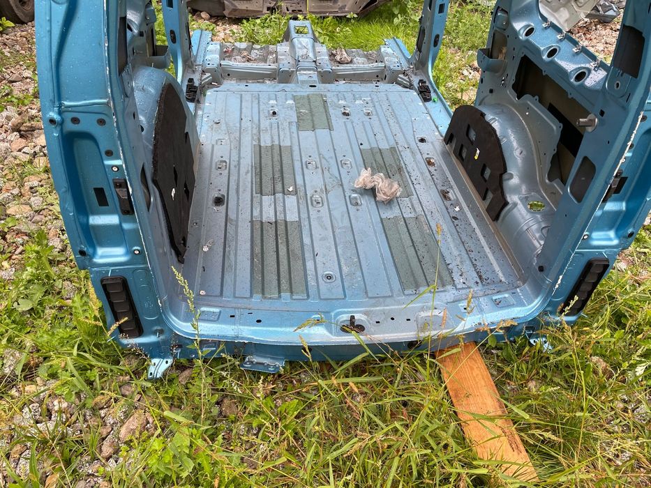 CADDY V 2K7 FORD CONNECT MK3 błotnik tył wanna dach panorama wersja long