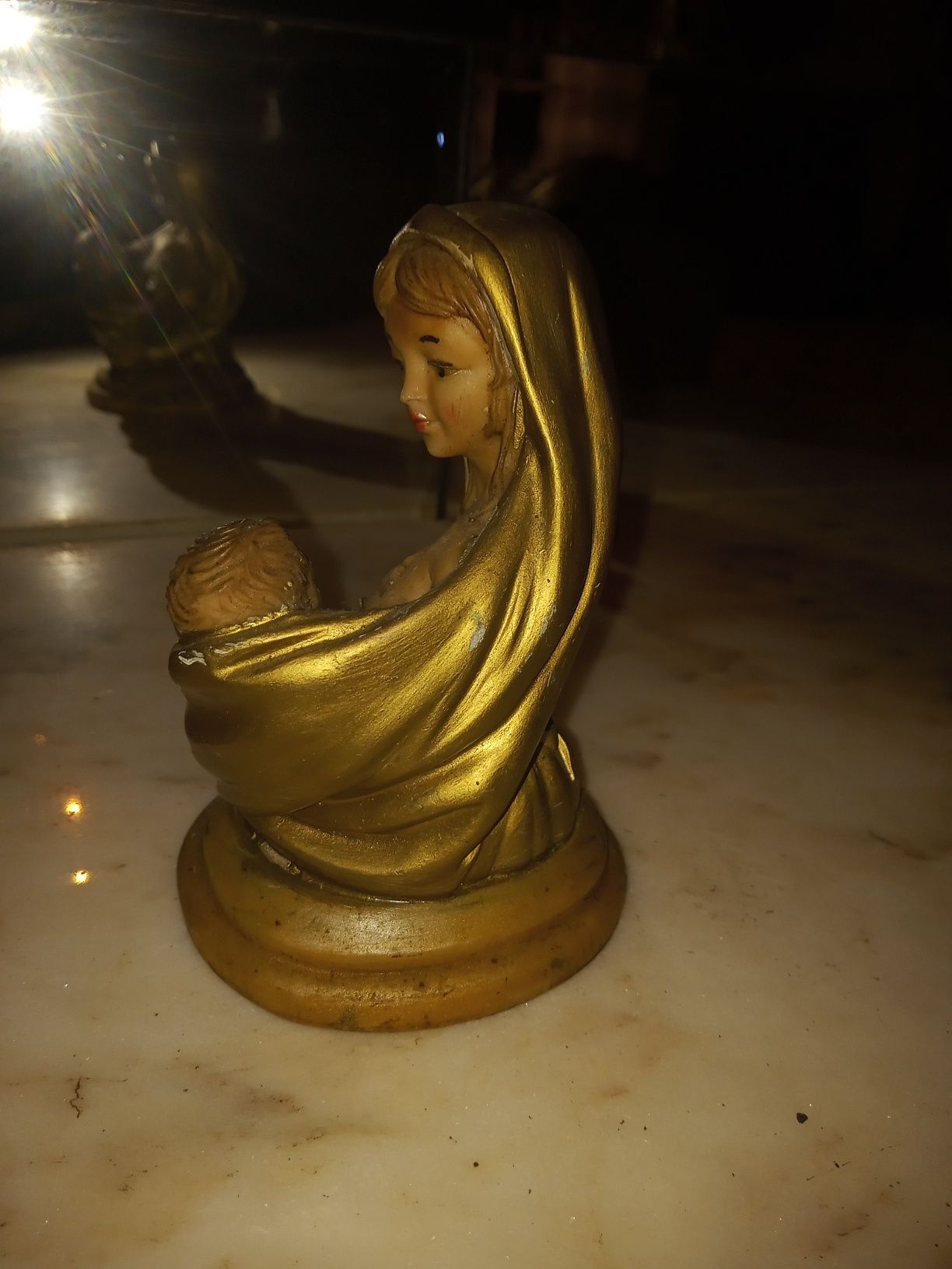 Espetaculares figuras em marfinite 
50/60 CMS alta
