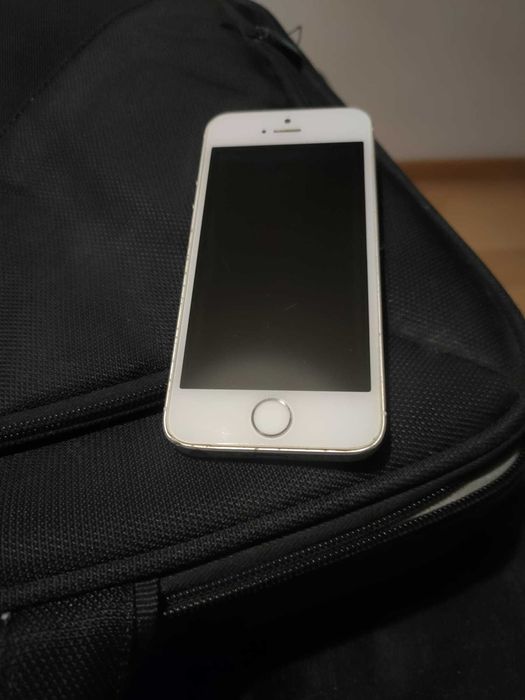 Iphone SE em perfeito estado