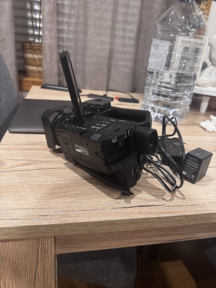 Sony PXW-X70 camcorder