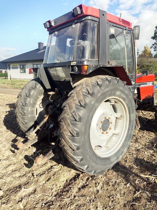 Ciągnik rolniczy CASE 1056XL