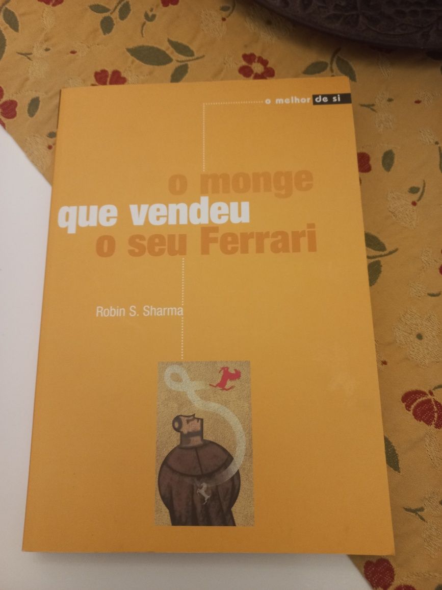 Bons livros,  boas leituras, sofa ou jardim, leituras inteligentes lar