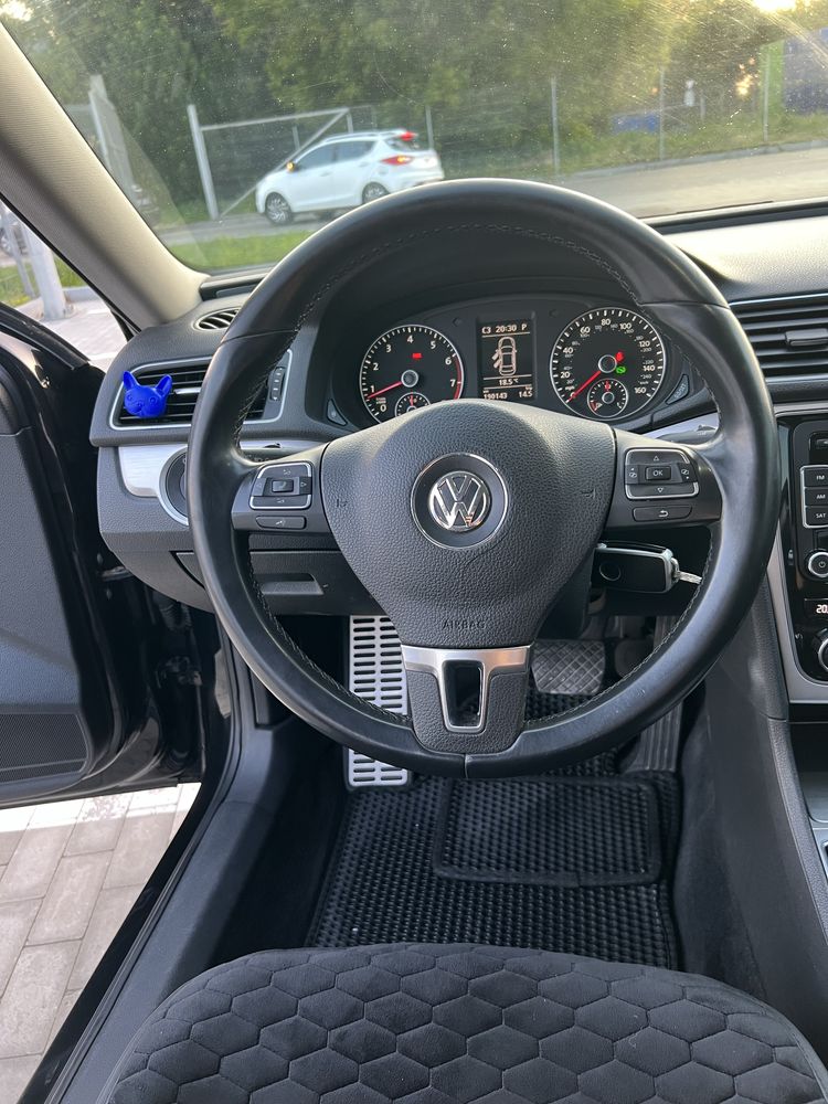 Volkswagen Passat NMS 2012 (2.5 газ/бензин)