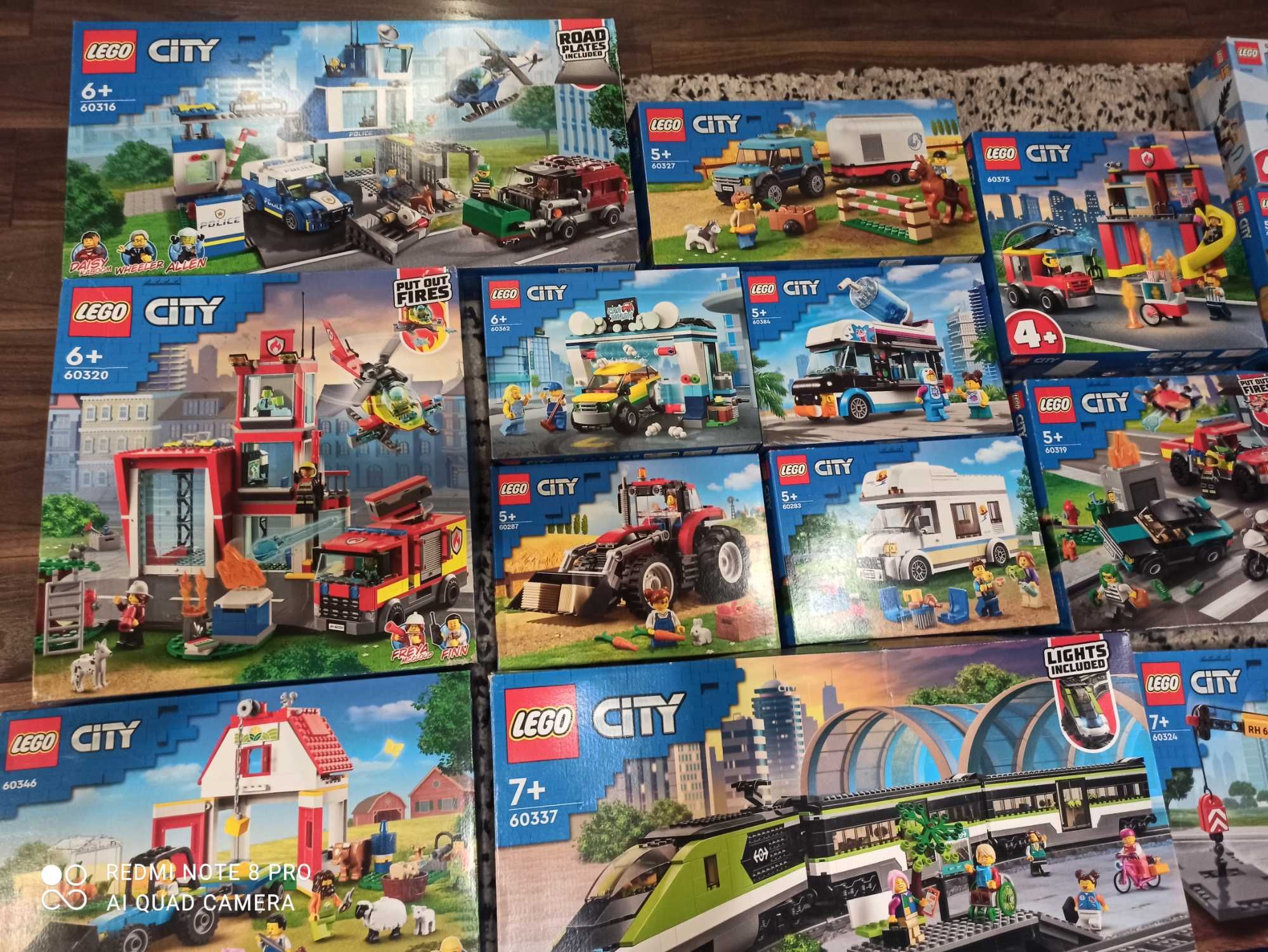 Lego City zastawy,opakowania/pudełka i instrukcje-tanio sprzedam