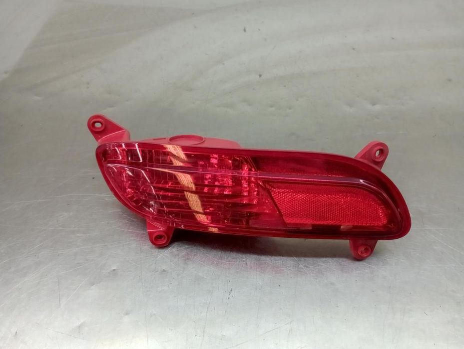 Farolim nevoeiro trás direito KIA Rio III Van (UB)