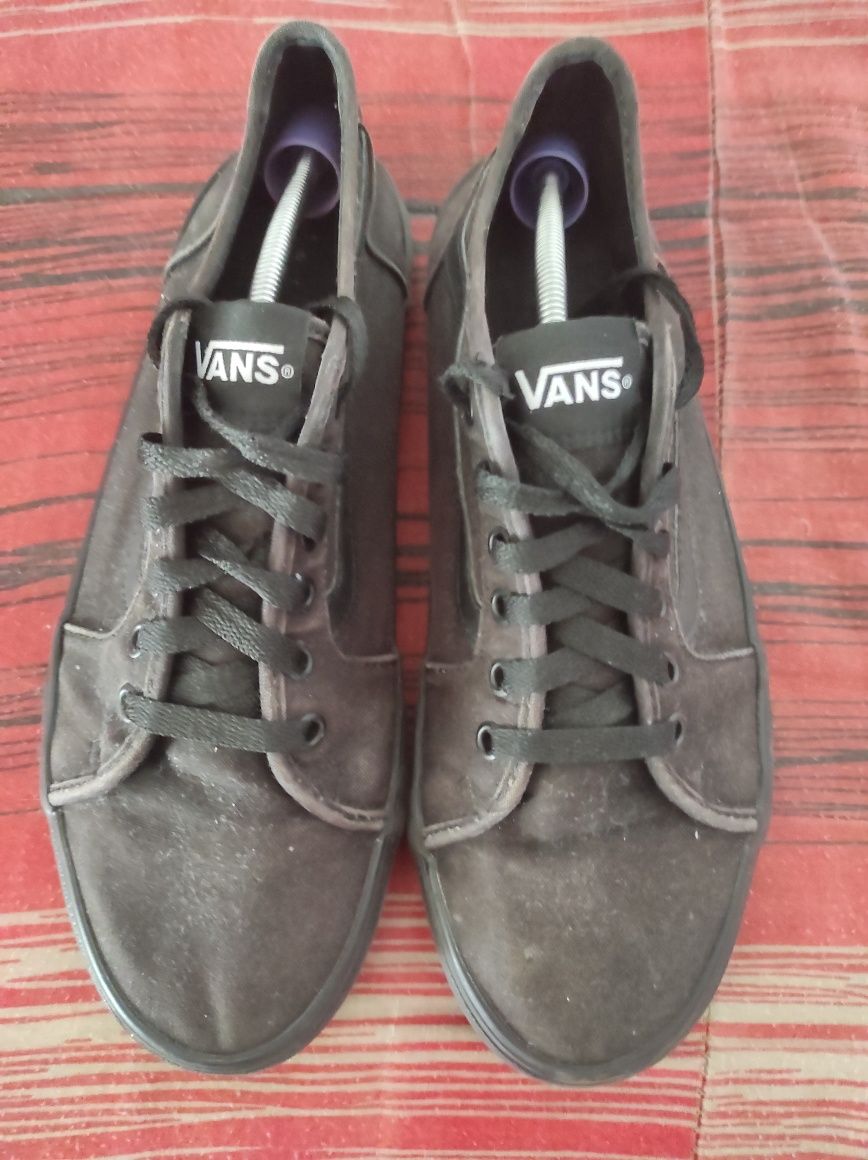 Vans baixos preto 42