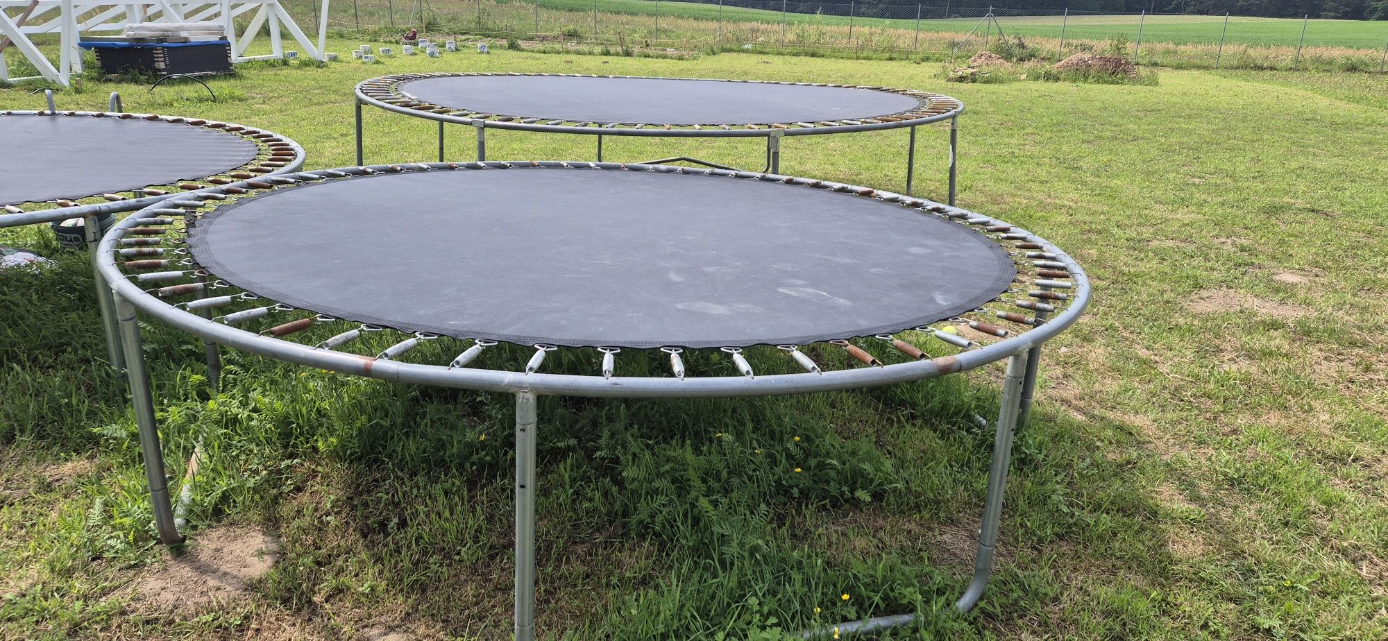 Trampolina do skakania