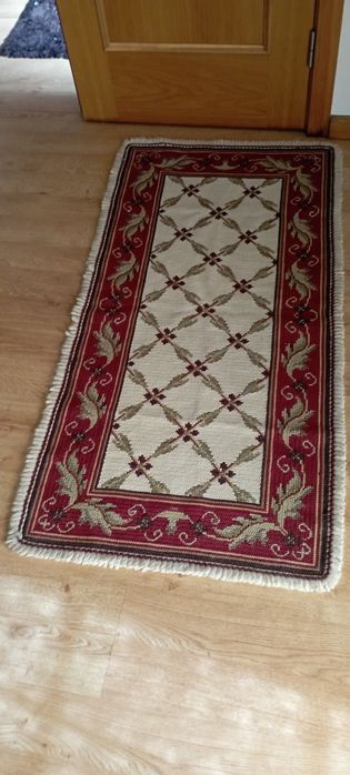 Tapete de arraiolos em excelente estado