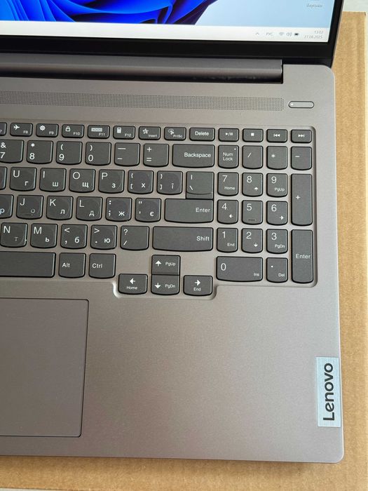 Lenovo IdeaPad Pro 5 16IMH9 Intel Core Ultra 5 125H 32 GB 512 SSD
