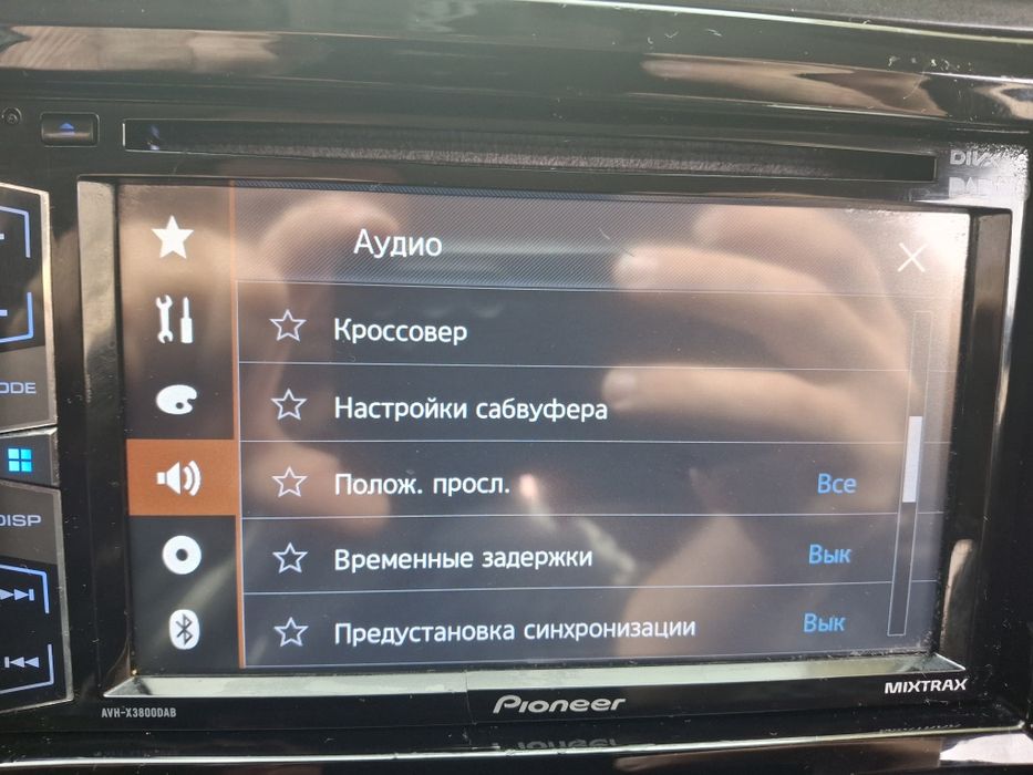 Автомагнитола Pioneer AVH X3800DAB. Volkswagen Golf 5