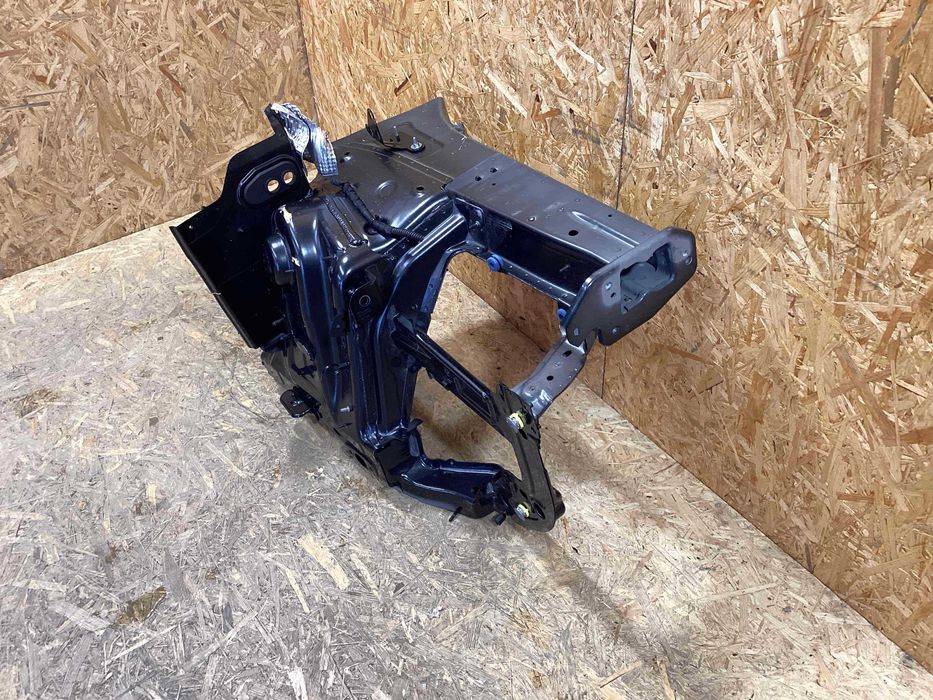 Лонжерон четверть передняя Porsche Macan 95B803103YGRV 95B803104YGRV