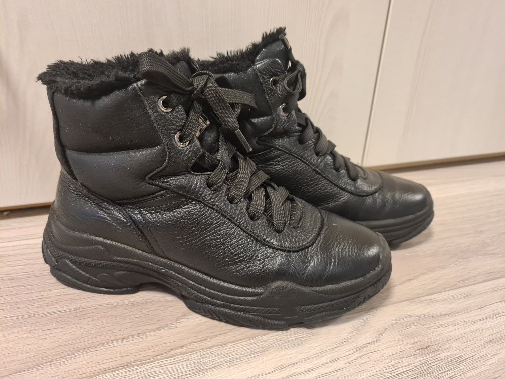 Зимові черевики Mida 36р.(35)