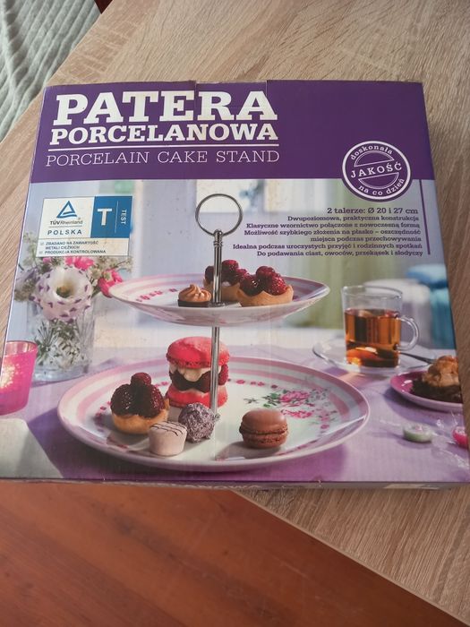 Patera porcelanowa dwupiętrowa