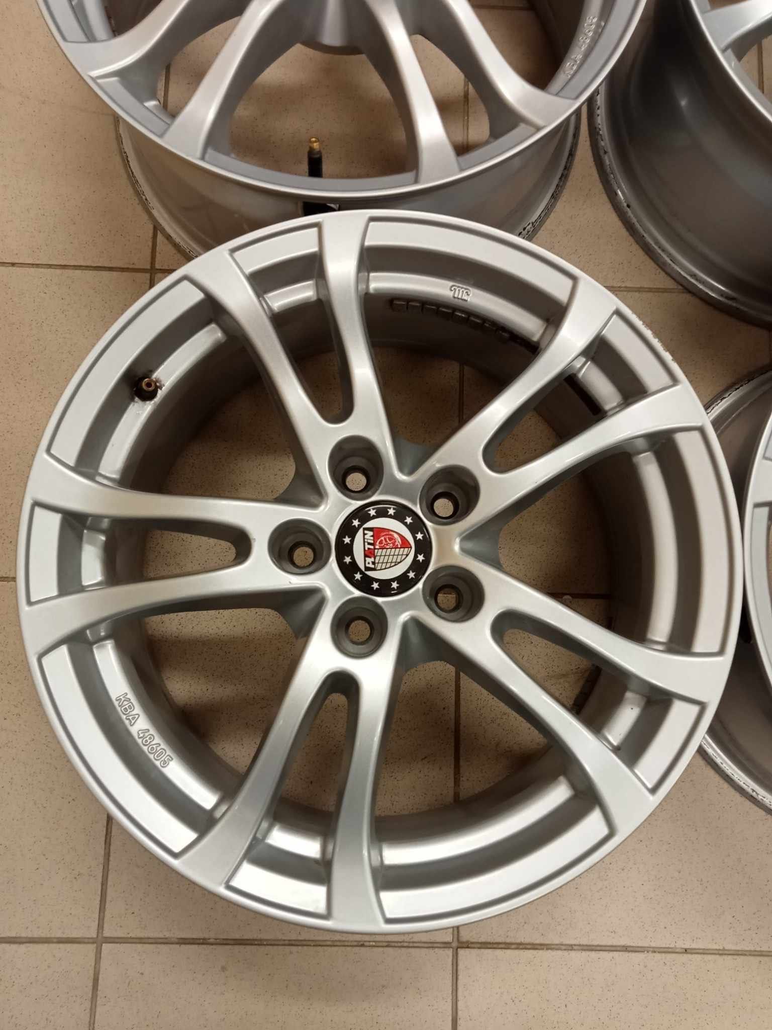 Alufelgi 17" 5x115 piasta 70,2 ET42 OPEL CHEVROLET