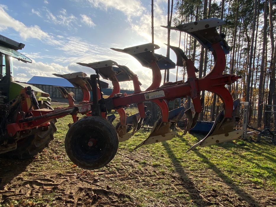Pługi gregoire besson 4 skibowe obrotowe