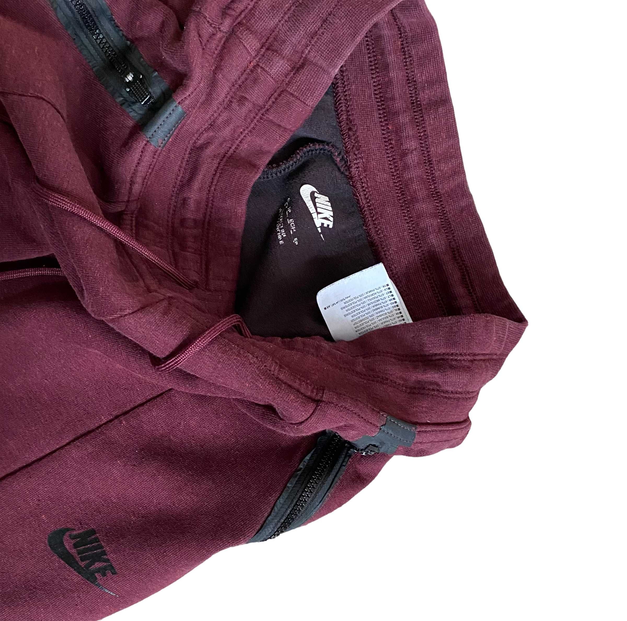 Nike Tech fleece spodnie, rozmiar S, stan dobry