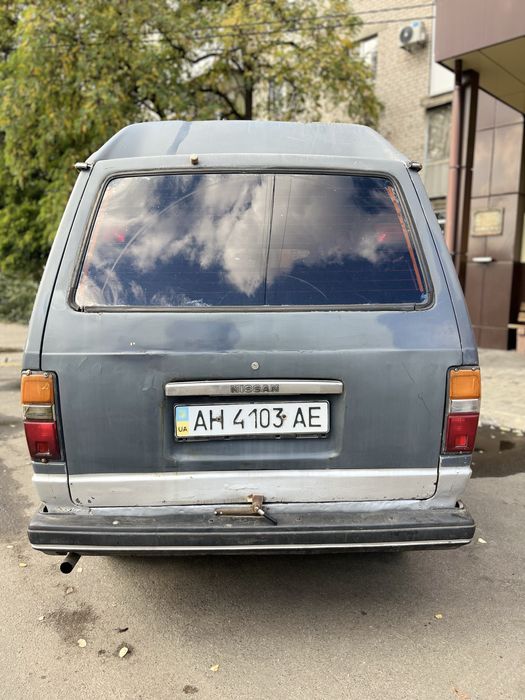 Nissan venettе газ бензин