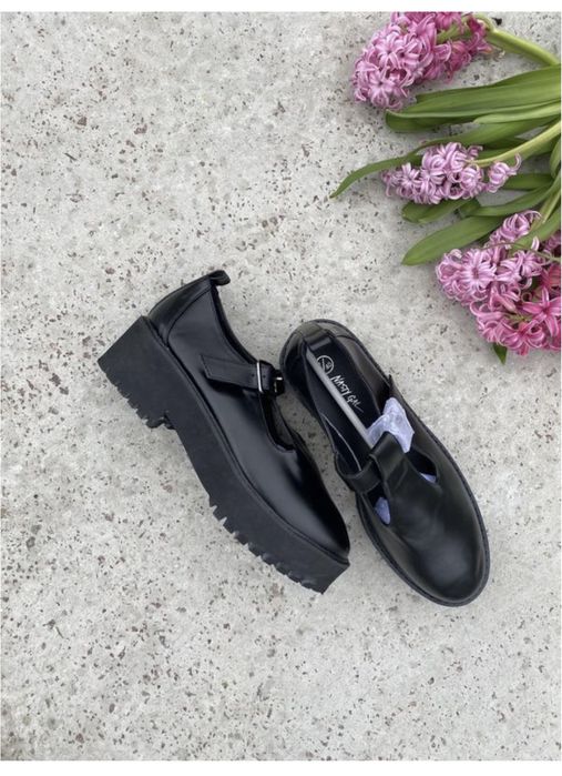 Лофери туфлі чорні