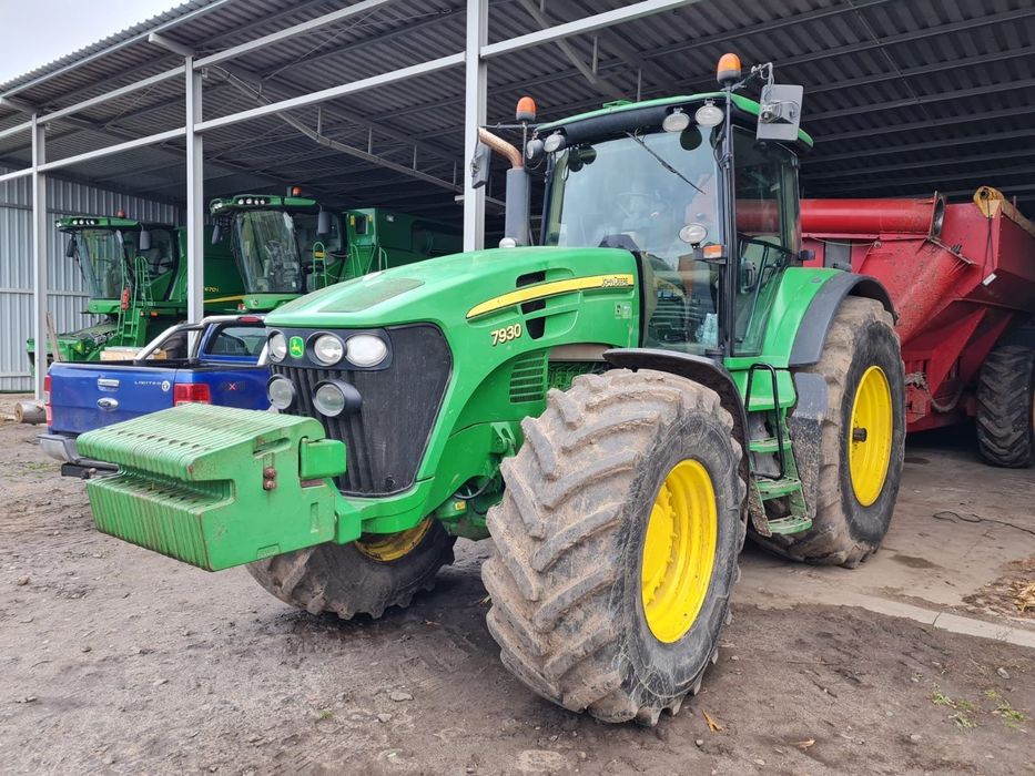 John Deere 7930