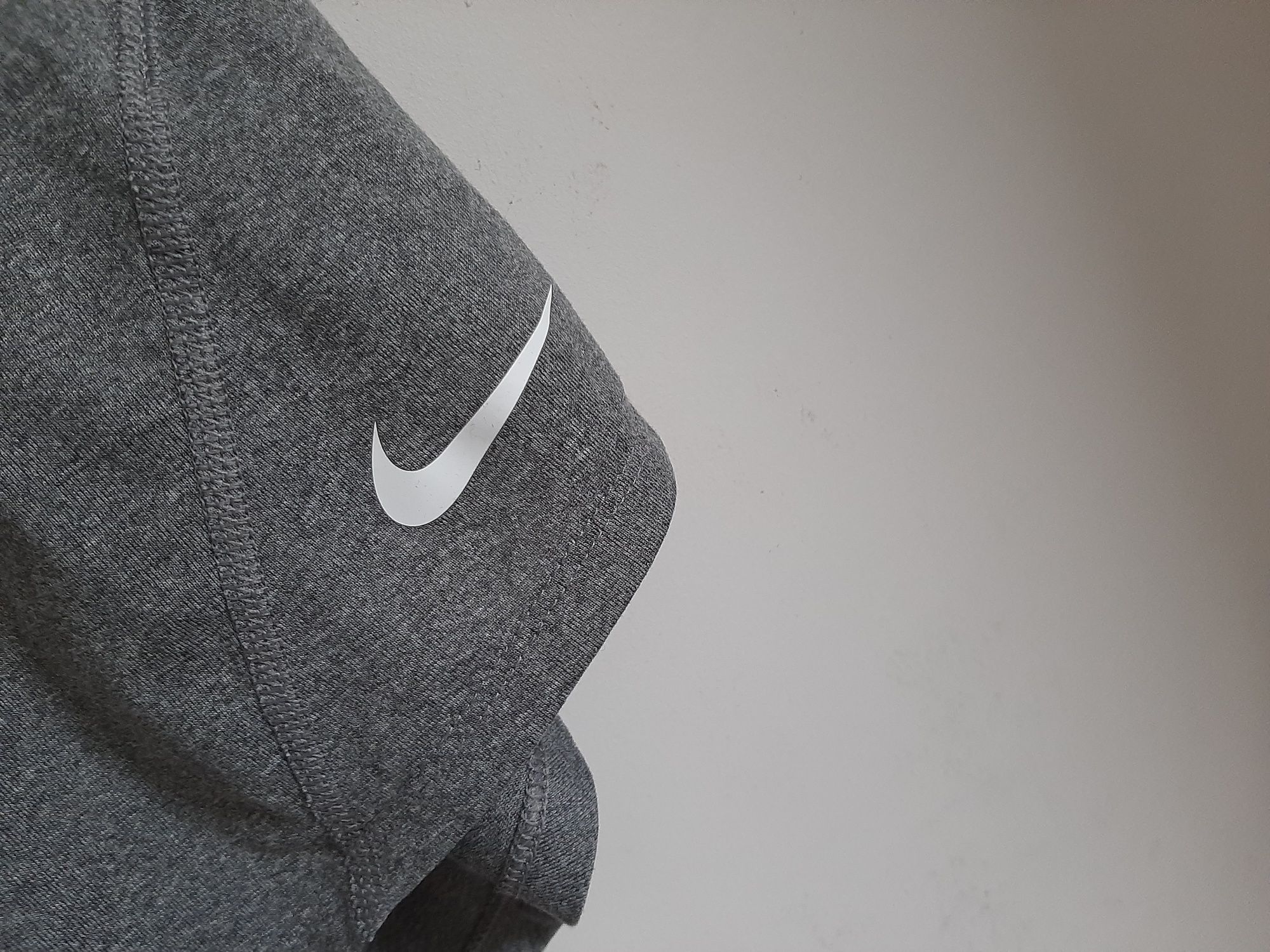 Top bluzeczka sportowa Nike S