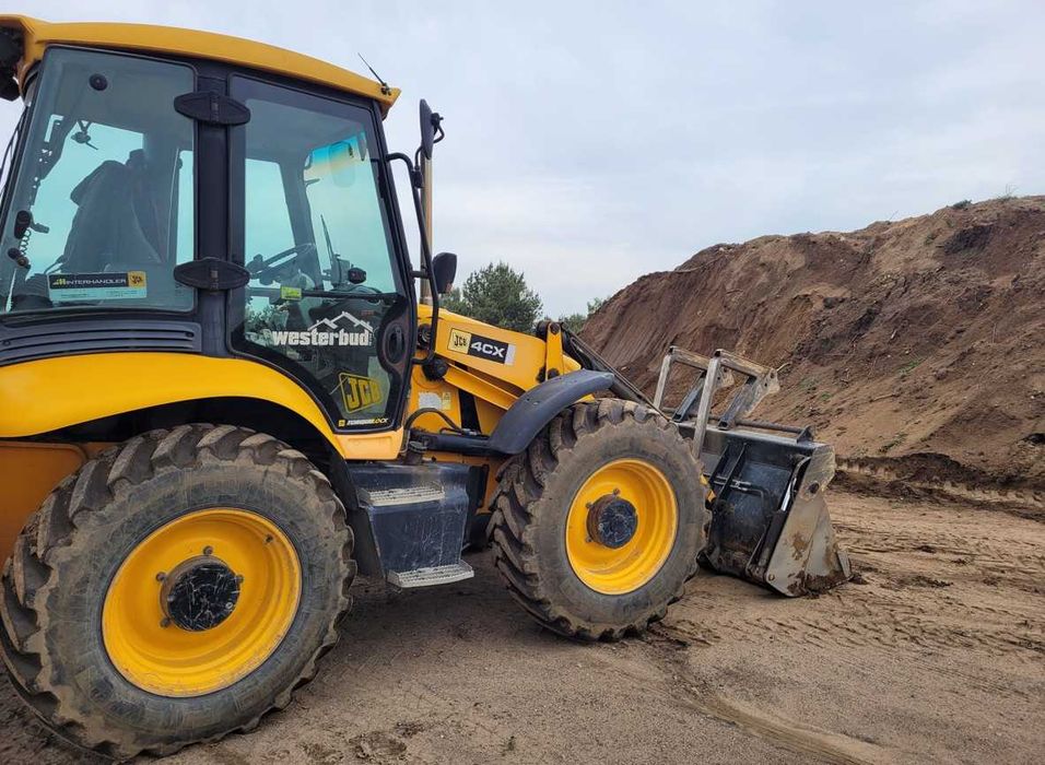 Sprzedam humus/ziemia nieprzesiana. Możliwy dowóz wywrotką. Brodnica.