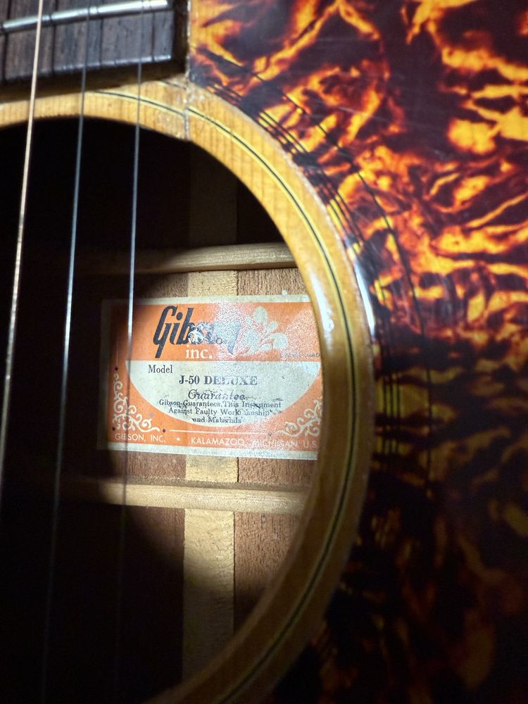 Gibson J-50 Deluxe (jak J45) 1980r. Kalamazoo