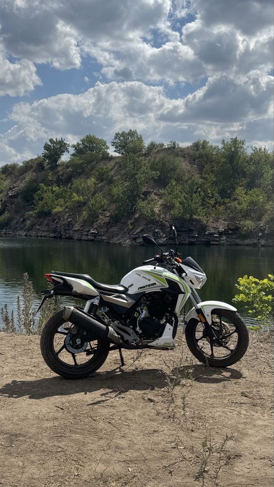 Geon pantera 250