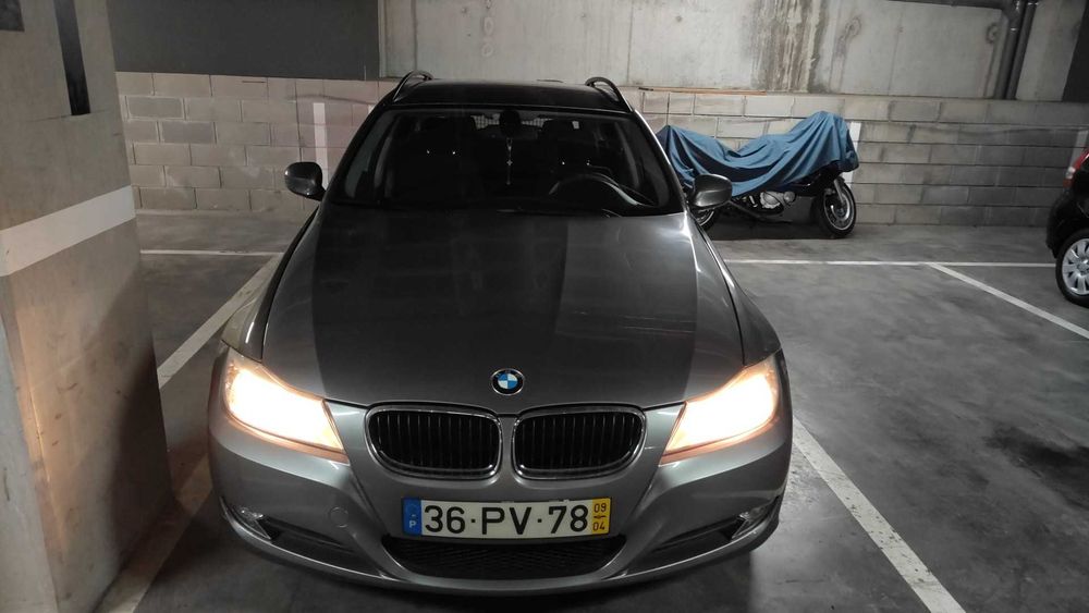 BMW 320d turing 2009