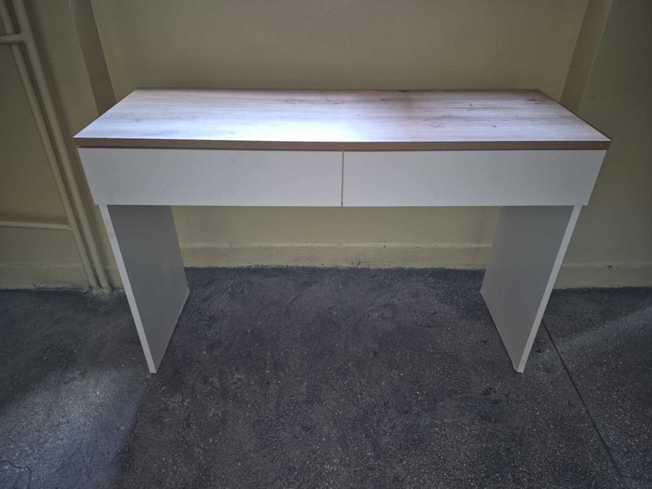 Konsolka (stolik do przedpokoju) używany, sprawny